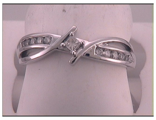 10kt White Gold 1/4ctw Diamond Bridal Ring